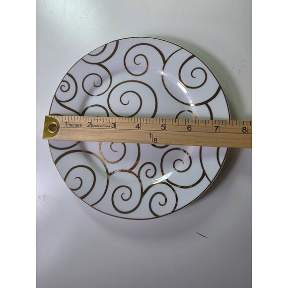 Set of 4 PIER 1 IMPORTS White with Gold Swirl Porcelain 7 5/8" Salad Plates - Picture 3 of 5